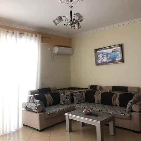 Kristo's * Sarandë